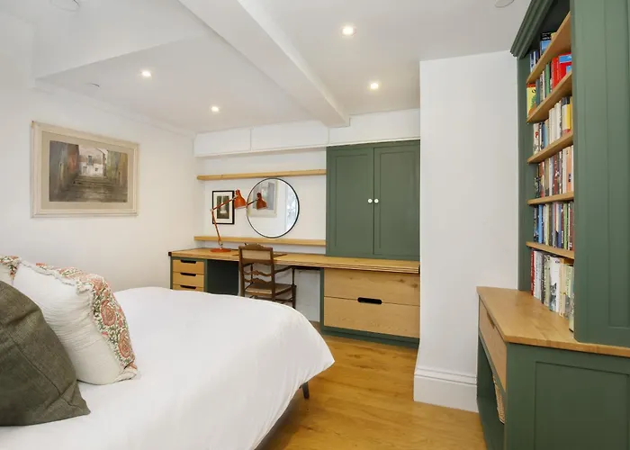 City Apartments - Priory Street