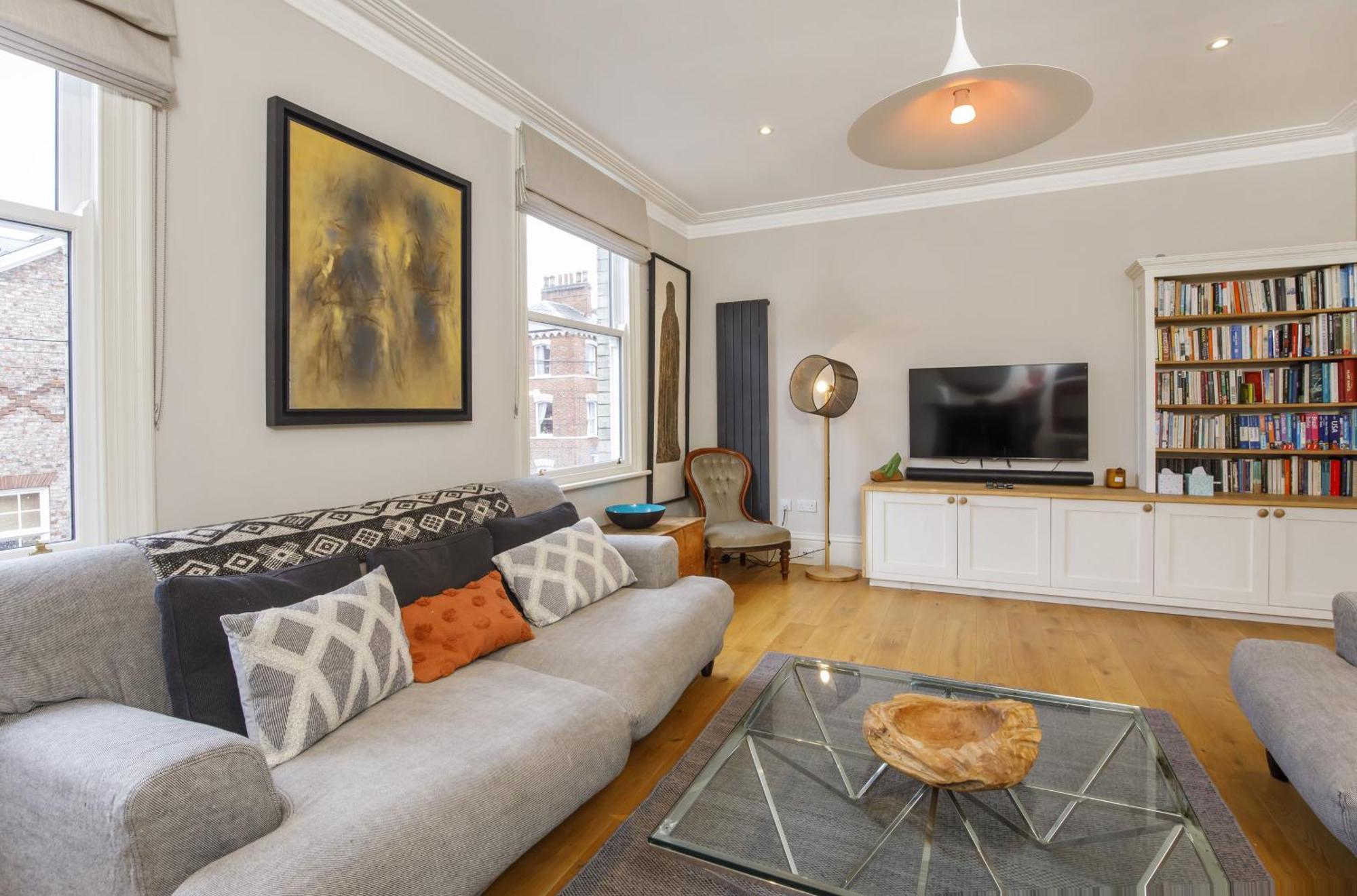 - Priory Street