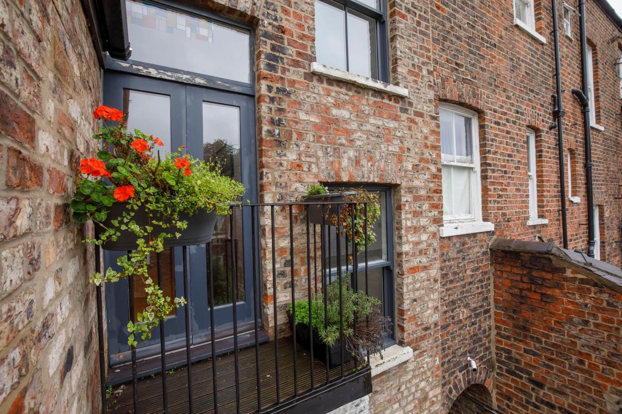 - Priory Street Apartment *